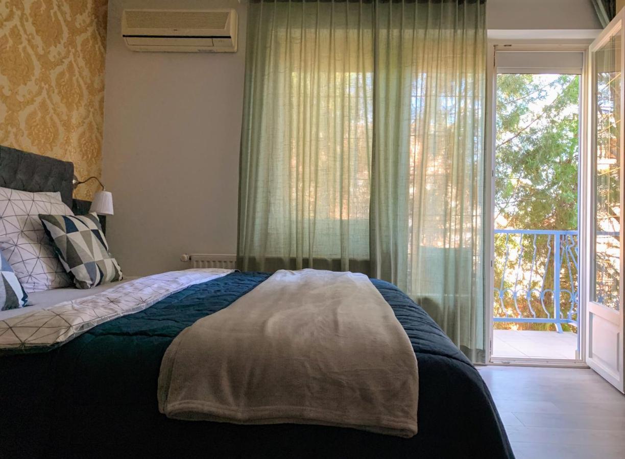 Hollik Apartmanhaz 블로톤퓌레드 외부 사진