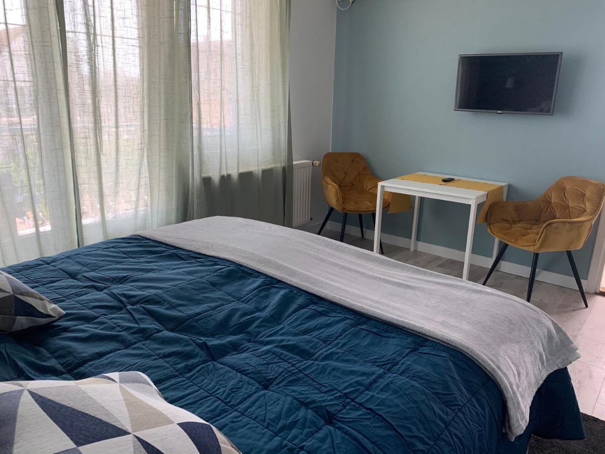 Hollik Apartmanhaz 블로톤퓌레드 외부 사진