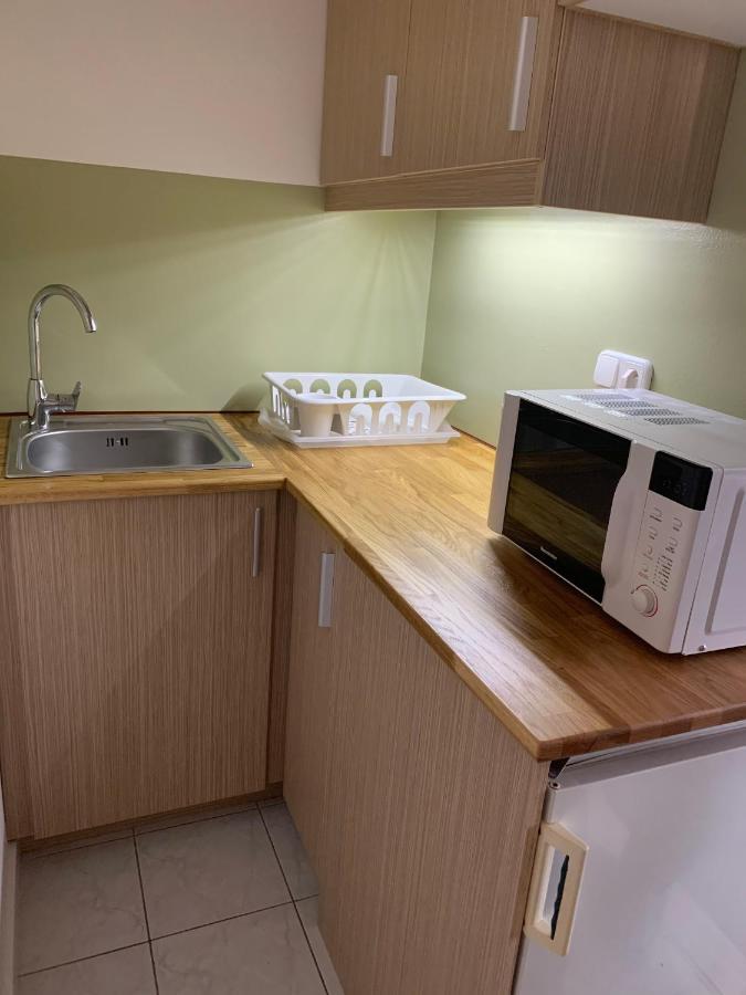 Hollik Apartmanhaz 블로톤퓌레드 외부 사진